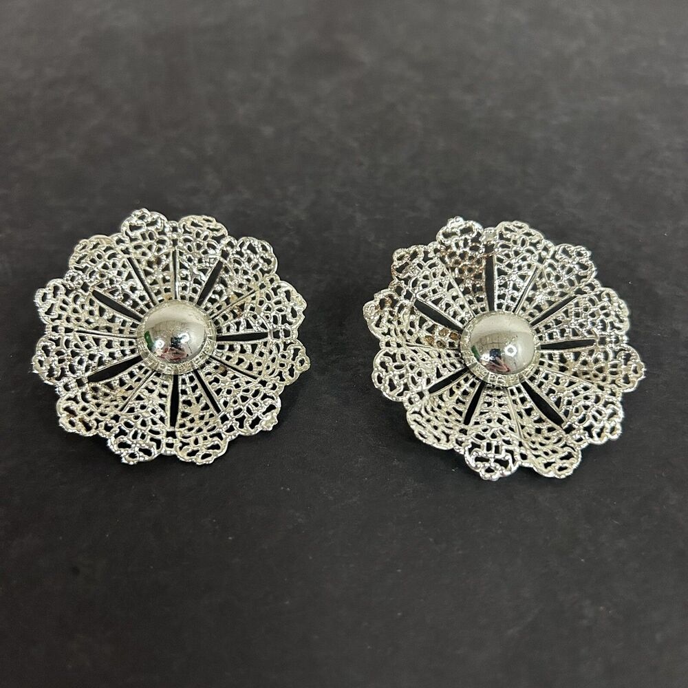 Vintage Sarah Coventry Clip On Earrings Silver Tone Filigree Lacy Web 2” Round